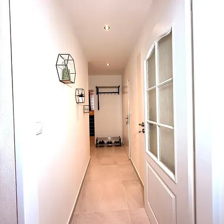 Prazska - Apartment *